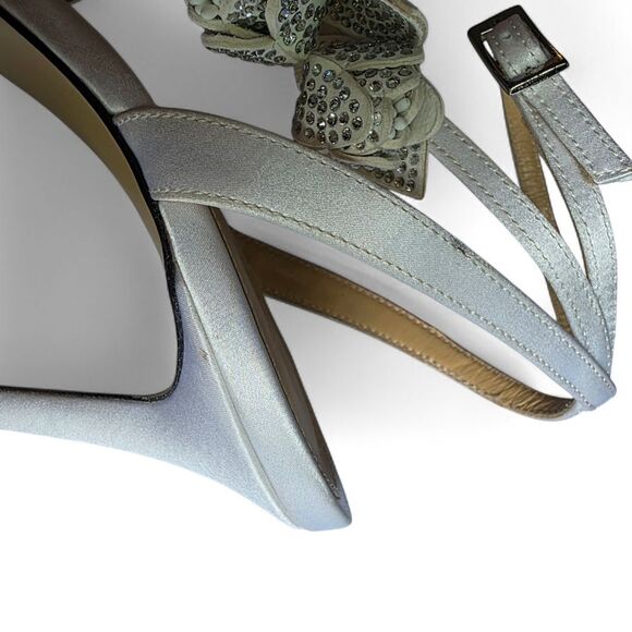MACH & MACH Wonder Tulip Petite Satin Sandal in White 41 Italian - Picture 8 of 16